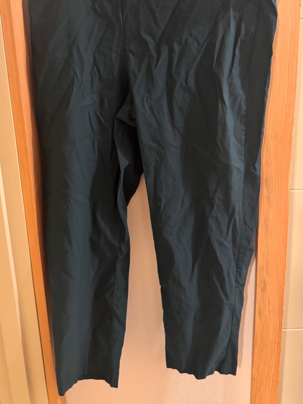 Tribal Womenโs Forest Green Slim Chino Pants